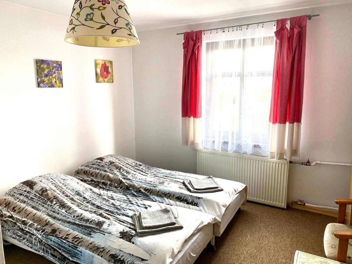 Dom Nad Krutynia Apartment Ukta Luaran gambar