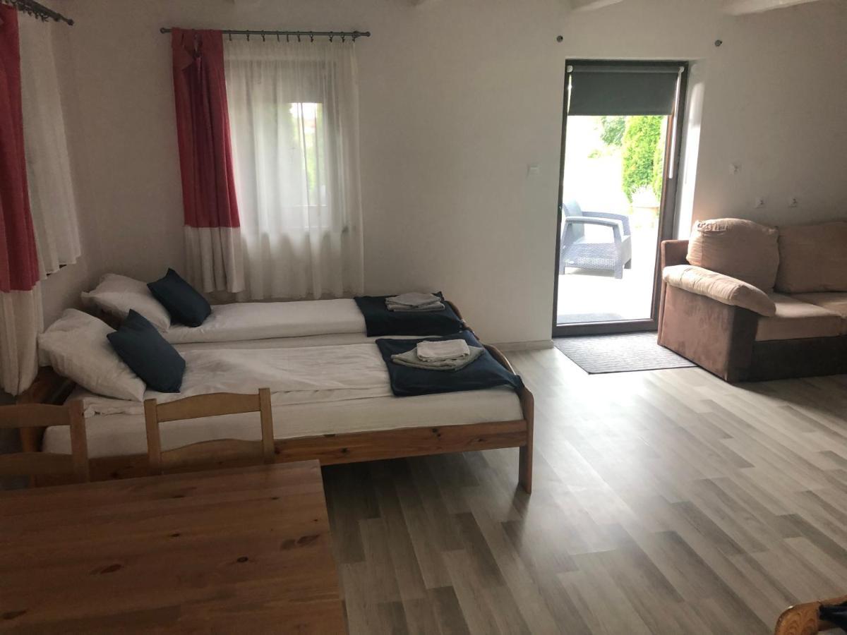 Dom Nad Krutynia Apartment Ukta Luaran gambar