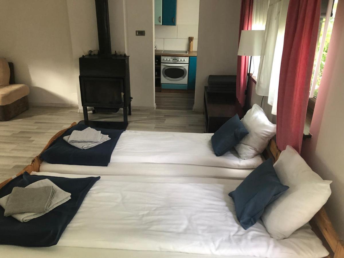 Dom Nad Krutynia Apartment Ukta Luaran gambar